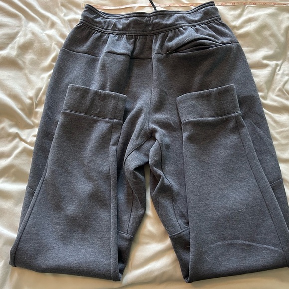 Legends Hawthorne tech jogger pants men’s small EUC navy heather - Picture 2 of 3